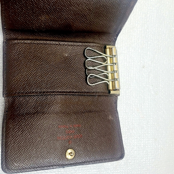 Louis Vuitton Damier Keys Case - Picture 5 of 6